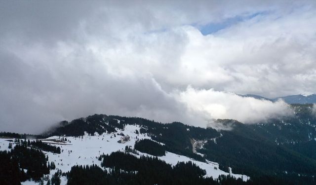 Ilgaz Dağı'nda sis havadan görüntülendi