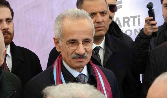 Bakan Uraloğlu: 'Türkiye, tüm bu karmaşanın içerisinde bir güven adası olarak konumunu güçlü bir şekilde yürütüyor'