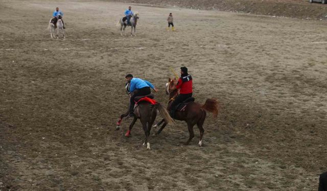 Cirit müsabakası nefes kesti