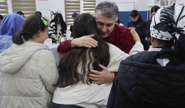 Erzurum'da bayram sevinci: Çocuk evlerinde anlamlı buluşma