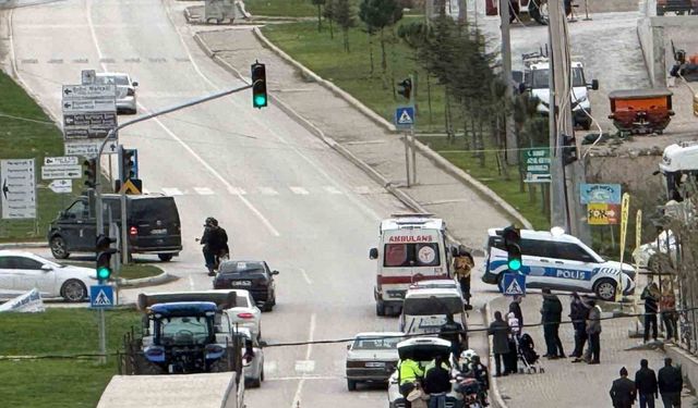 Kırmızı ışıkta kaza: 4 yaralı