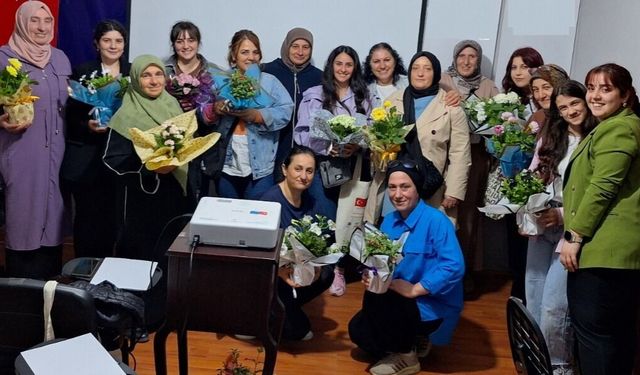 Kadınlar Liderlik İçin Buluştu