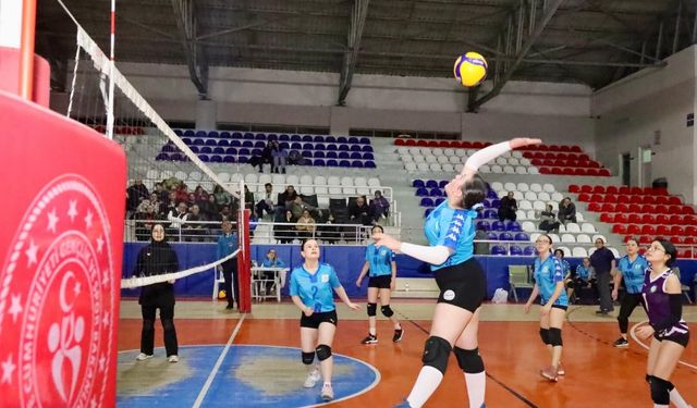 Evinin Sultanları 8 Mart Voleybol Turnuvası Tamamlandı