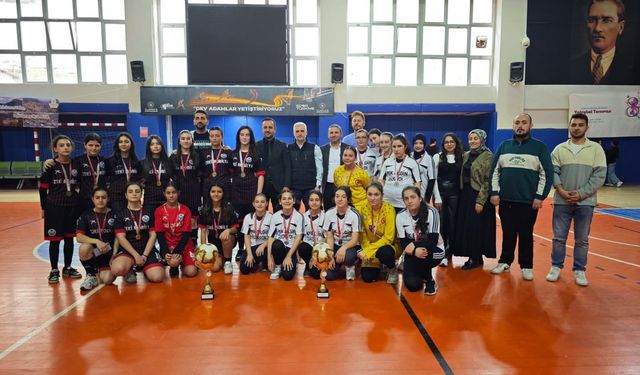 Futsalda Kupa Sahibini Buldu