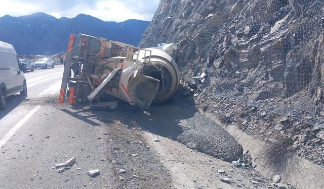 Mikser Devrildi: 1 Yaralı