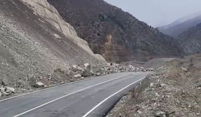 Ulaşım Geçici Olarak Durduruldu