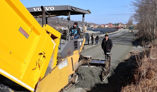 İlçedeki Çalışmaları Yerinde İnceledi