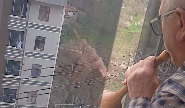 Ramazan Coşkusu Balkona Taştı