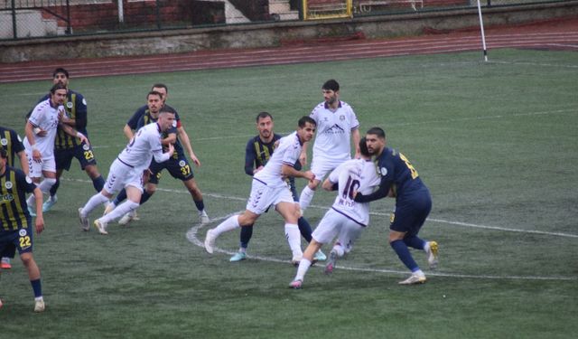 Taraftarsız Kritik Maç