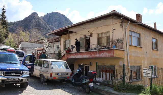 Amasya'da sobadan sızan karbonmonoksit gazından zehirlenen baba ile oğlu öldü