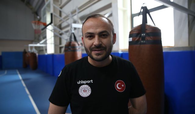 Kadın Boks Milli Takımı'ndan 4 sporcu Azerbaycan'daki turnuvada yumruk sallayacak