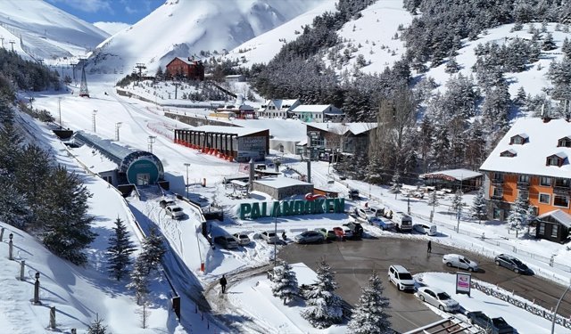 Palandöken Kayak Merkezi'nde kar kalınlığı 2 metreyi aştı
