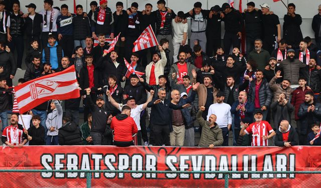 Sebat Gençlikspor'un 2. Lige yükselmesi coşkuyla kutlandı