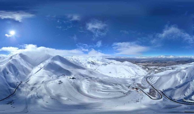 Palandöken beyaz örtüsü ile hayran bıraktı