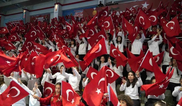 Samsun'da 23 Nisan, dünya çocuklarıyla kutlandı