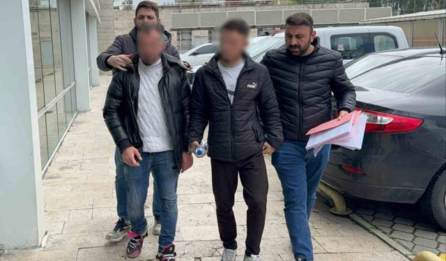 Uyuşturucu operasyonunda gözaltına alınan 2 kişi adliyeye sevk edildi