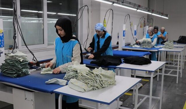 İŞKUR, 3 ayda 331 binden fazla kişinin işe yerleşmesine aracılık etti
