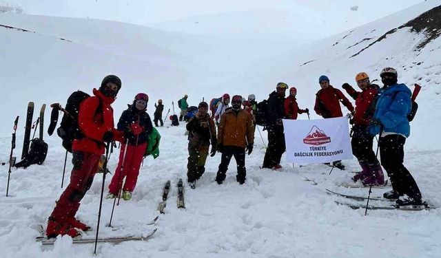 Trabzon'da Dağ Kayağı Eğitimi ilk kez düzenlendi