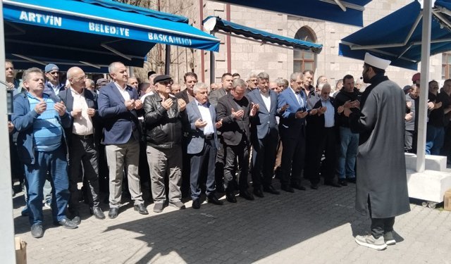 Gıyabi Cenaze Namazı Kılındı