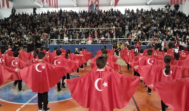 23 Nisan Coşkusu Törenlerle Kutlandı