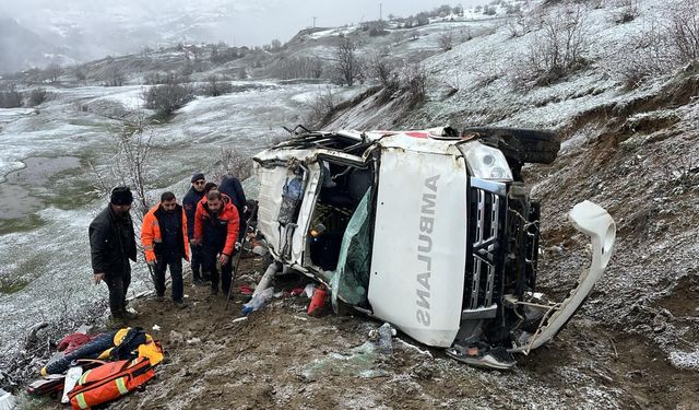 Şavşat'ta Ambulans Kazası