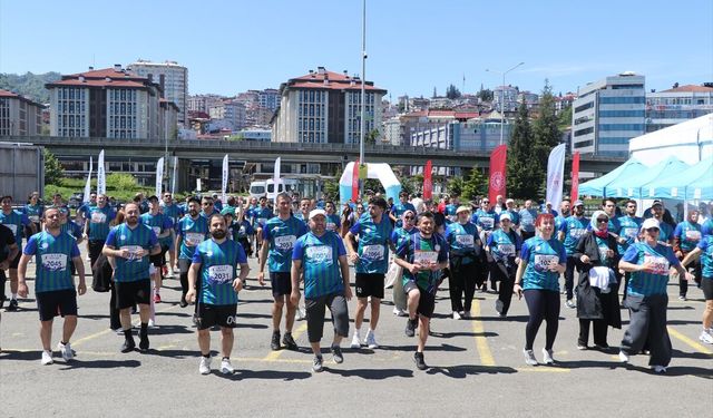 Rize'de Yeşil Mavi Halk Koşusu düzenlendi