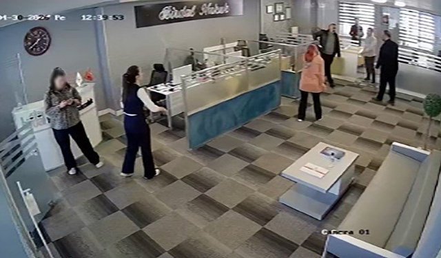 Erzurum'da avukata yapılan bıçaklı saldırının dehşet dolu anları