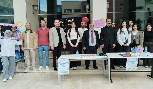 Sessizliğe İşaretlerle Ses Oldular