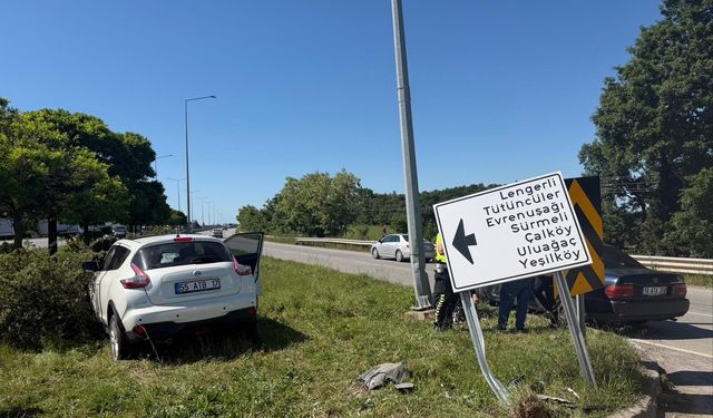 Bafra'da SUV tipi araçla otomobilin çarpıştığı kazada 2 kişi yaralandı