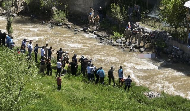 Erzurum'da çaya düşen genç, kaldırıldığı hastanede hayatını kaybetti