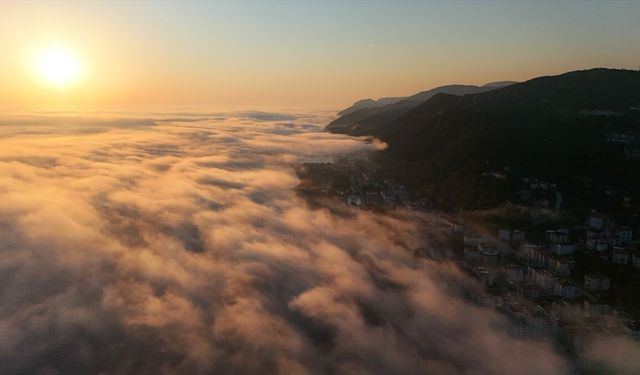 Kastamonu'da etkili olan sis güzel görüntüler oluşturdu