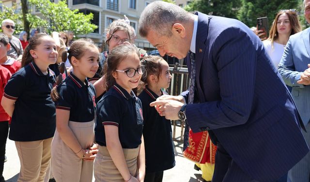 Vali Ergün, Arhavi'de Çeşitli Ziyaretlerde Bulundu