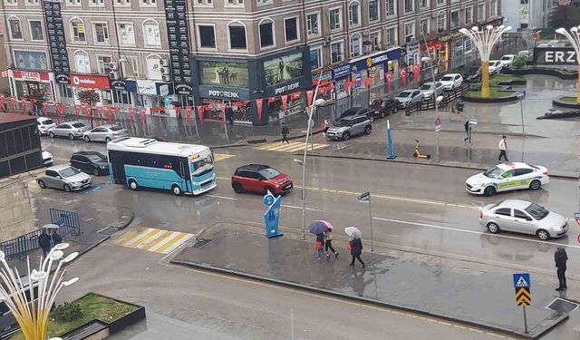 Erzurum'da kuvvetli sağanak yağış uyarısı