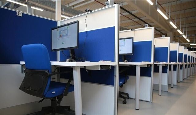 Hafta sonu iki Elektronik Yabancı Dil Sınavı yapılacak