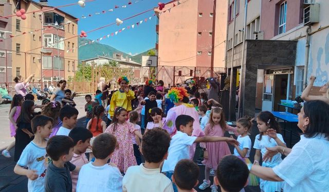 Karadeniz Bakır İlkokulu’nda Okuma Şenliği Coşkusu