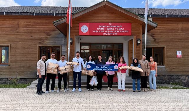 Bir Ziyaretten Fazlası: Gençler ve Yaşlılar Arasında Duygu Dolu Buluşma