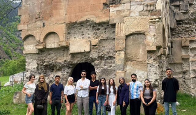 Rabat Kilisesi’nde Eğitim ve Tiyatro Etkinliği