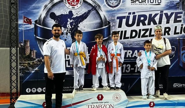 Yusufeli’nin Karatecileri 31 Madalya ile Döndü