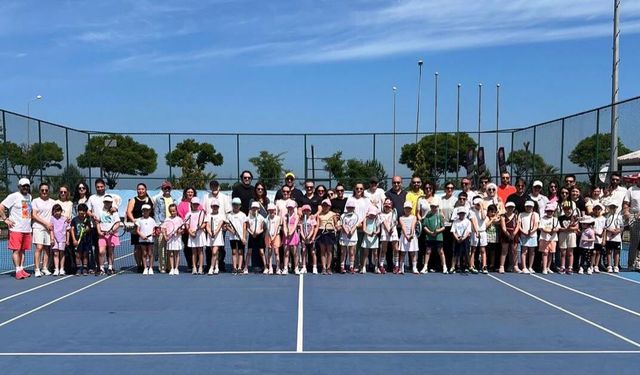 Arhavi’de Tenis Heyecanı