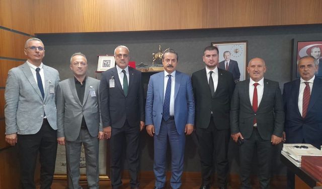 AK Parti Artvin İl Başkanlığından Milletvekili Çelik’e Ziyaret