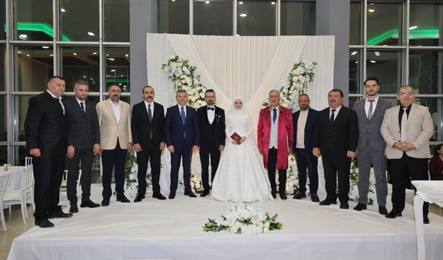 Ülkü Ocakları İl Başkanı Dünyaevine Girdi