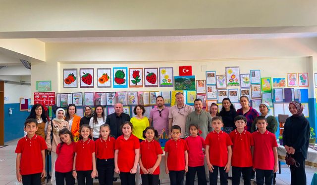 Emekle Hazırlanan Sergi Ziyaretçilerini Ağırladı