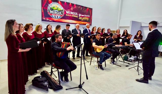 Murgul Halk Korosu’ndan Yıl Sonu Konseri