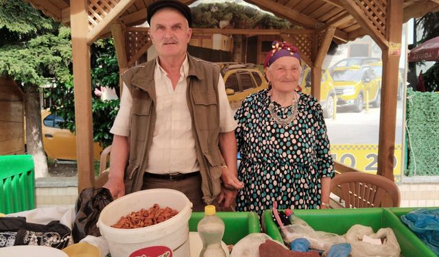 Şavşatlı Pazarcı Esnafı Dertli: “El Emeği Ürünler Tezgâhta Kalıyor”