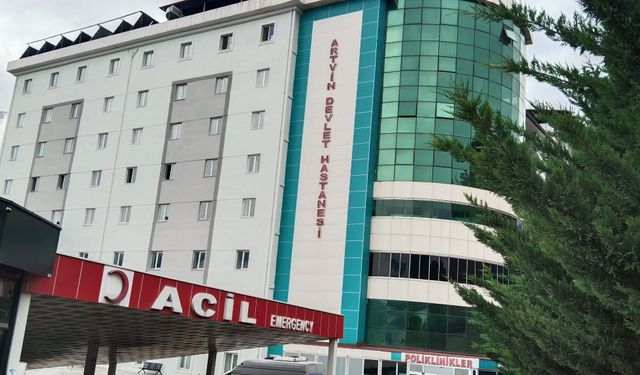 Artvin Devlet Hastanesi Günde 2 Bine Yakın Hastaya Hizmet Veriyor