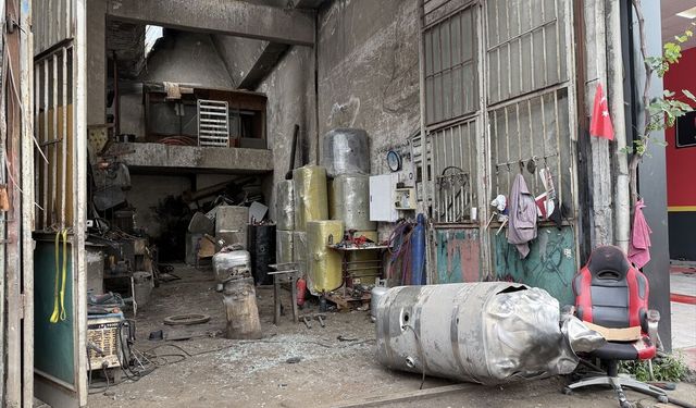 Trabzon'da tırın yakıt deposunda patlama oldu, 1 kişi yaralandı