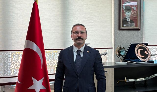 Yusufeli Kaymakamı Ahmet Tan görevine başladı