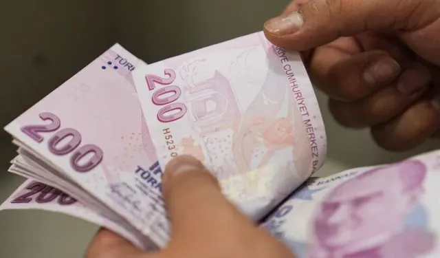 Sosyal yardım programlarının aylık ödemeleri artırıldı