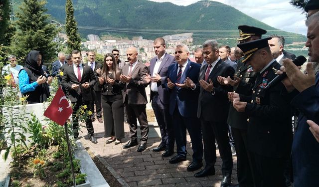 15 Temmuzda Şehitler Dualarla Anıldı