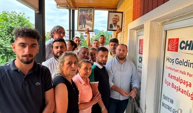 CHP Binasına Zincir, Ekmekçi’ye Sert Sözler!